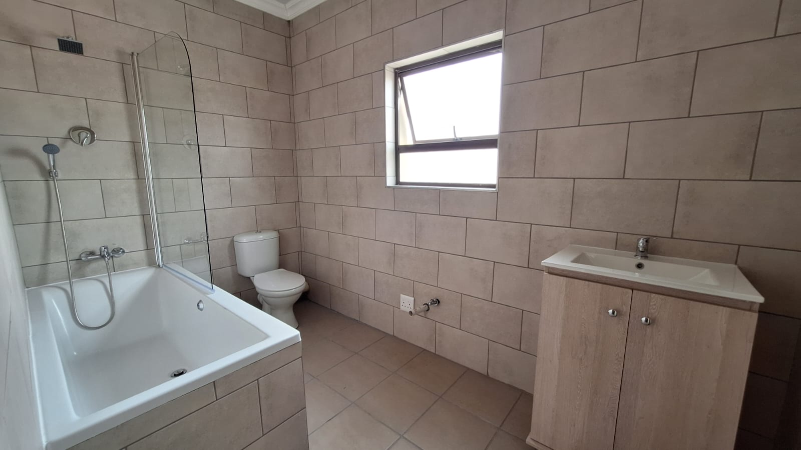 To Let 3 Bedroom Property for Rent in Naudeville Free State